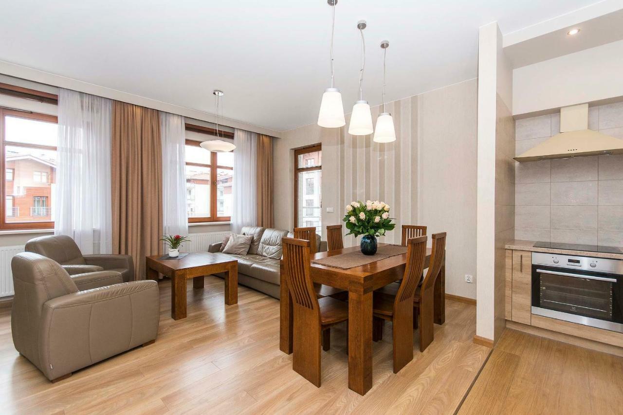 Gold - Neptun Park By Oneapartments Apartmán